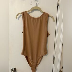 SHEIN EZwear Casual Women Slim Fit Crew Neck Camisole Bodysuit